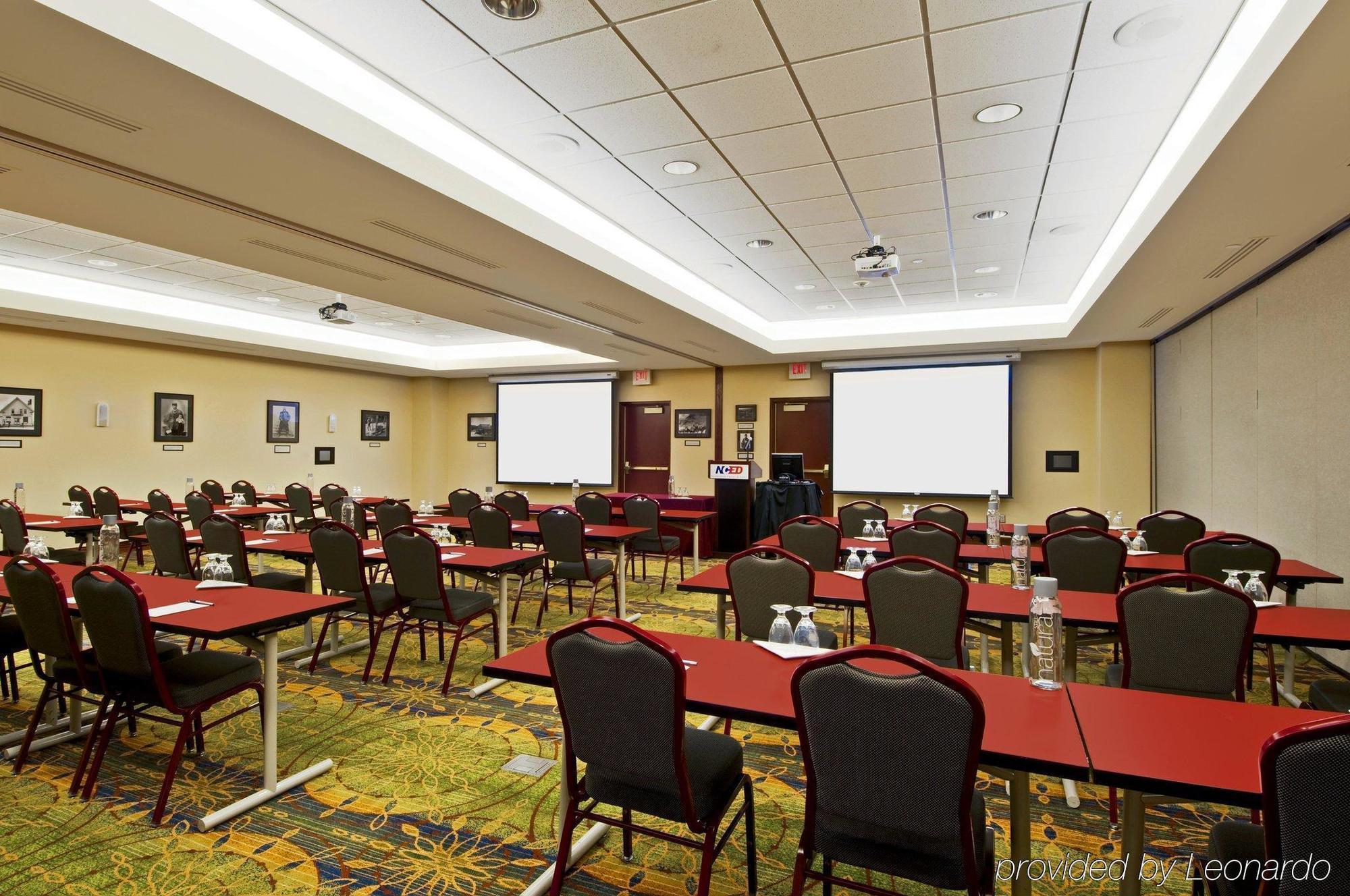 Nced Conference Center & Hotel Norman Servizi foto