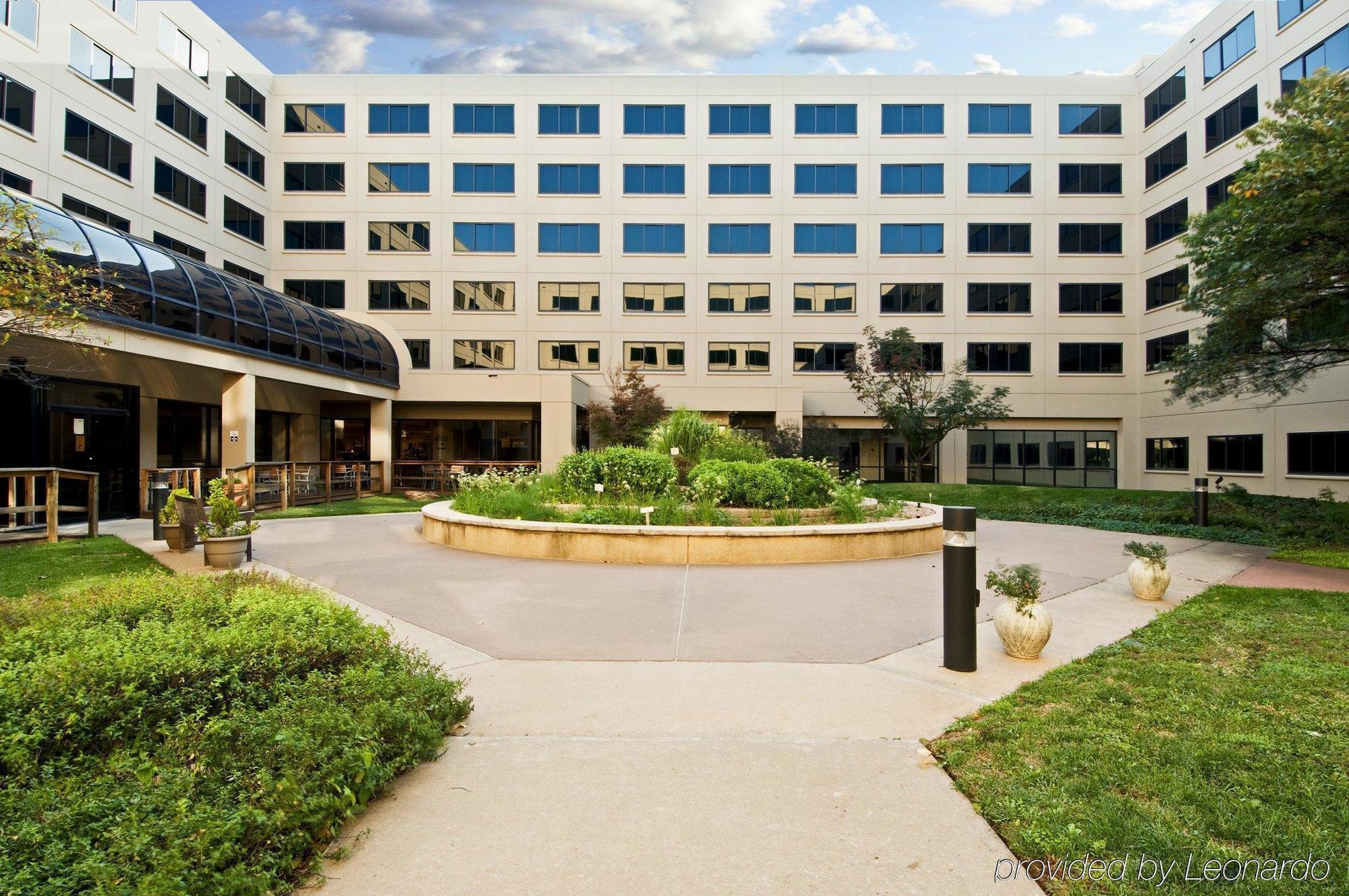 Nced Conference Center & Hotel Norman Esterno foto